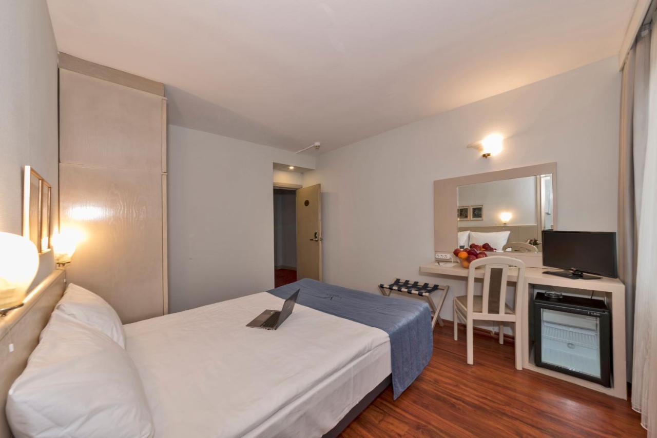 Febor Park Istanbul Levent Hotel Bagian luar foto
